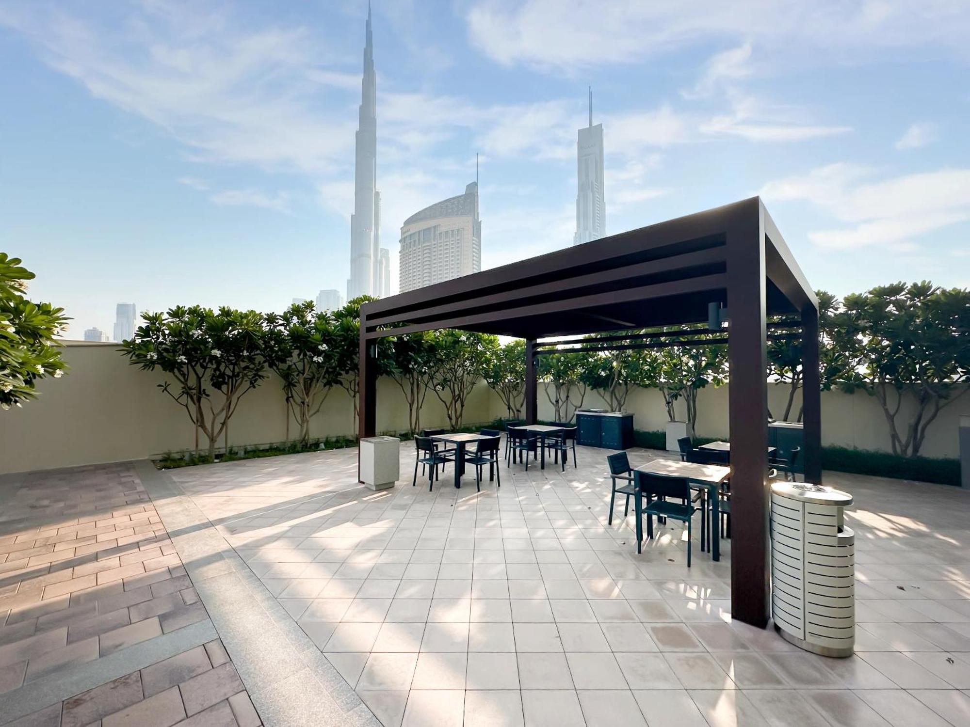 Stylish 2 Bedroom Dior-Inspired Apartment Connected To Dubai Mall Dış mekan fotoğraf